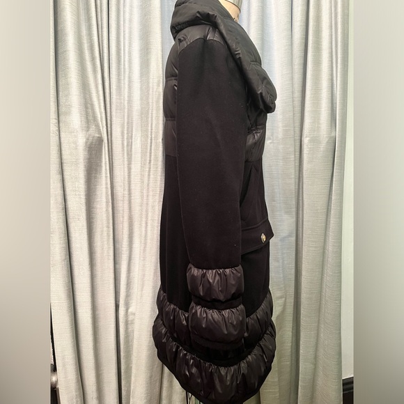 VERSACE Coat - Picture 3 of 9